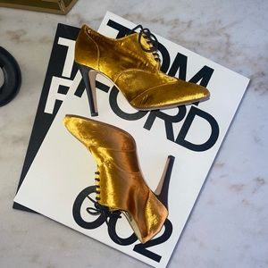 Chanel Velvet Gold Mustard Lace Up Oxford Heel Pump